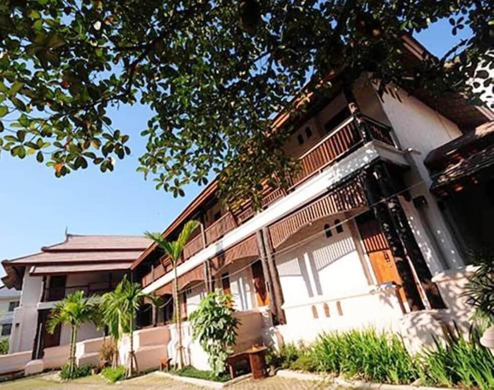 Villa Korbhun Khinbua Chiang Mai Eksteriør billede